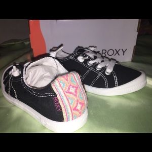 Roxy Black Tennis Shoes